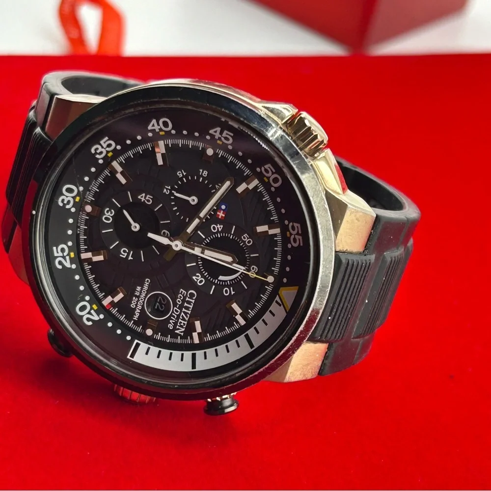 Citizen Mens B612-s084334 Eco-drive Chronograph Watch Black Dial Gold Case 1002